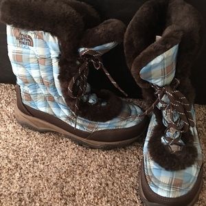 The North Face fur lined snow boots